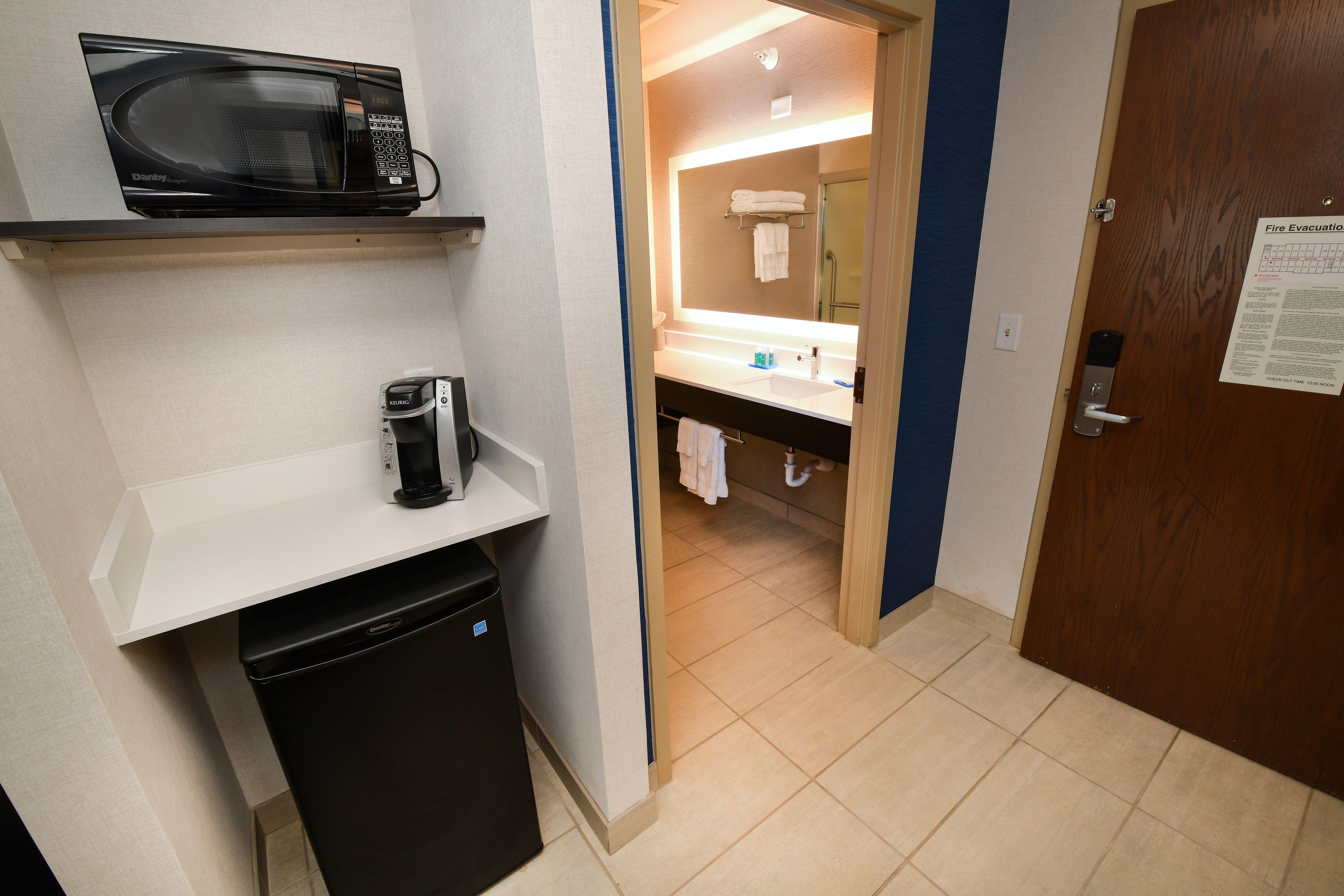 Holiday Inn Express Hotel & Suites Grand Forks By Ihg Zewnętrze zdjęcie