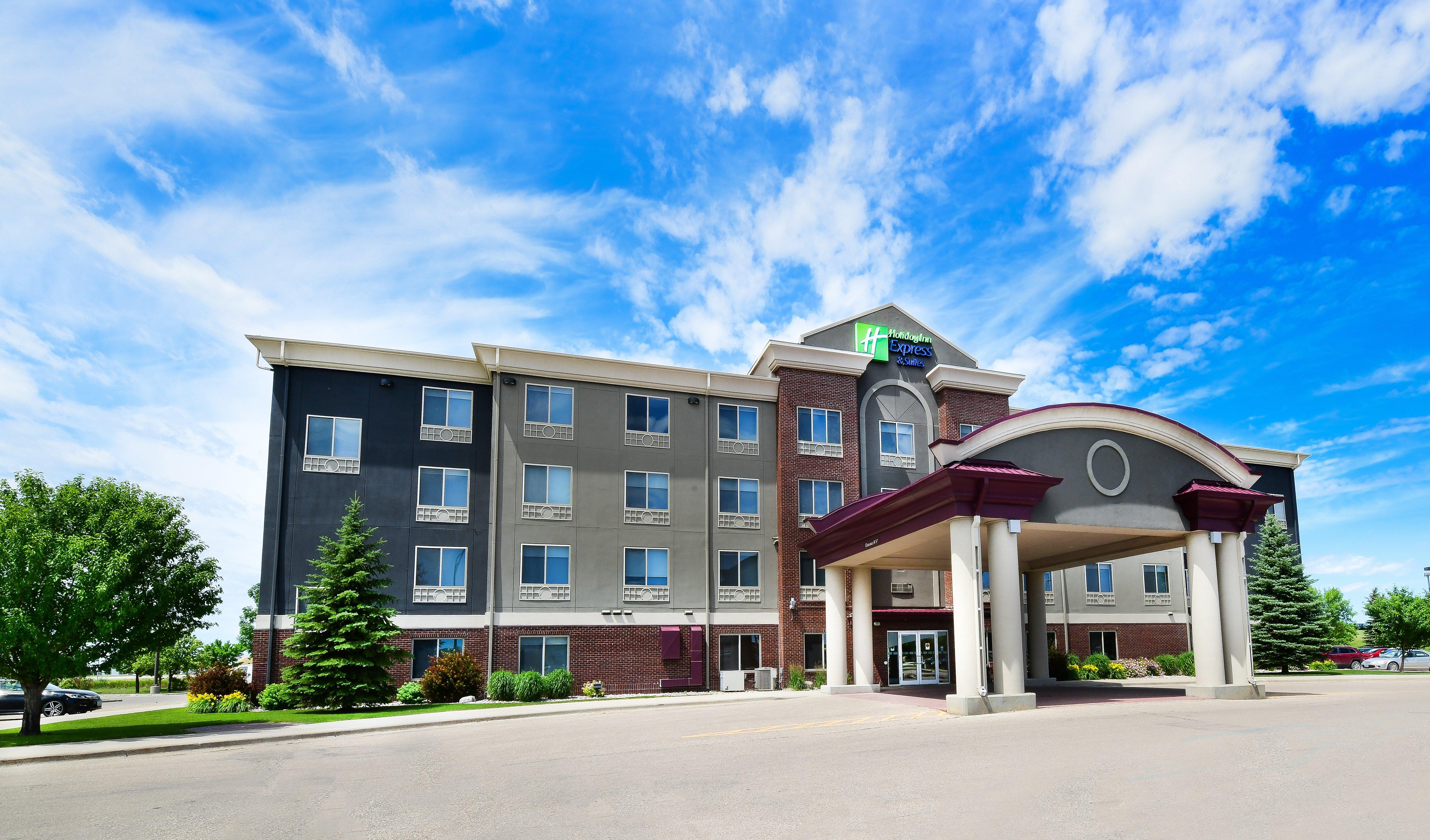 Holiday Inn Express Hotel & Suites Grand Forks By Ihg Zewnętrze zdjęcie