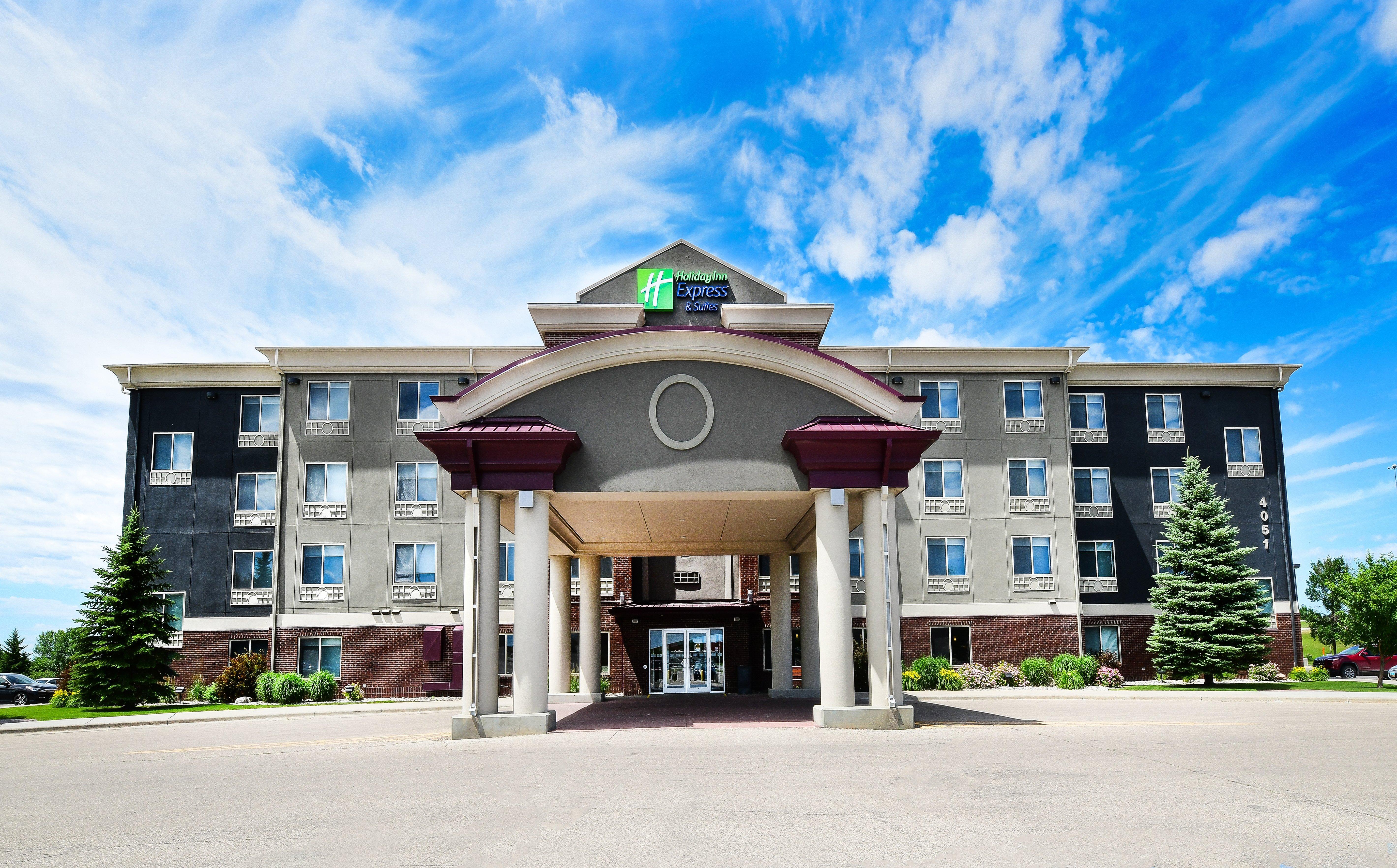 Holiday Inn Express Hotel & Suites Grand Forks, An Ihg Hotel Zewnętrze zdjęcie