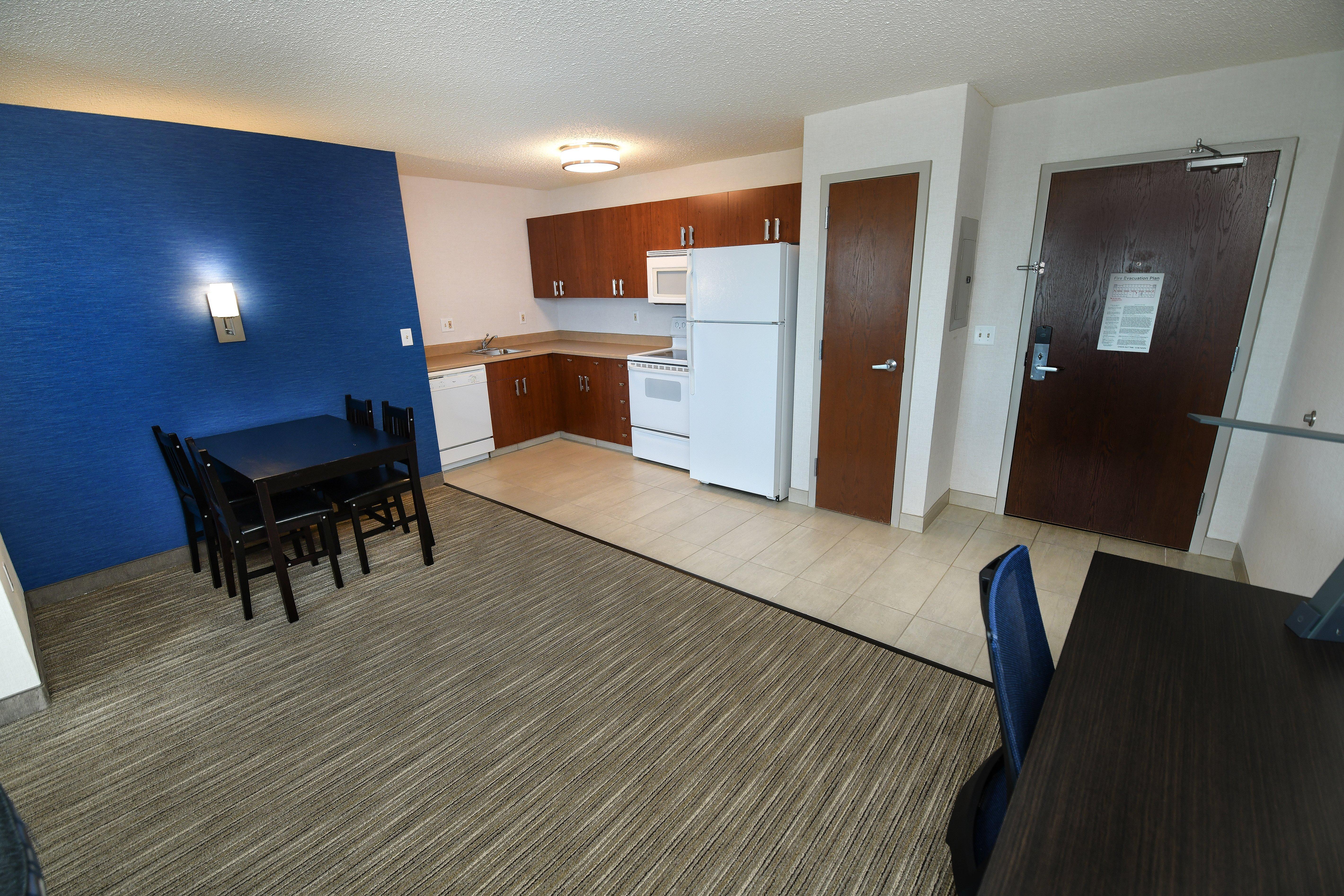 Holiday Inn Express Hotel & Suites Grand Forks By Ihg Zewnętrze zdjęcie