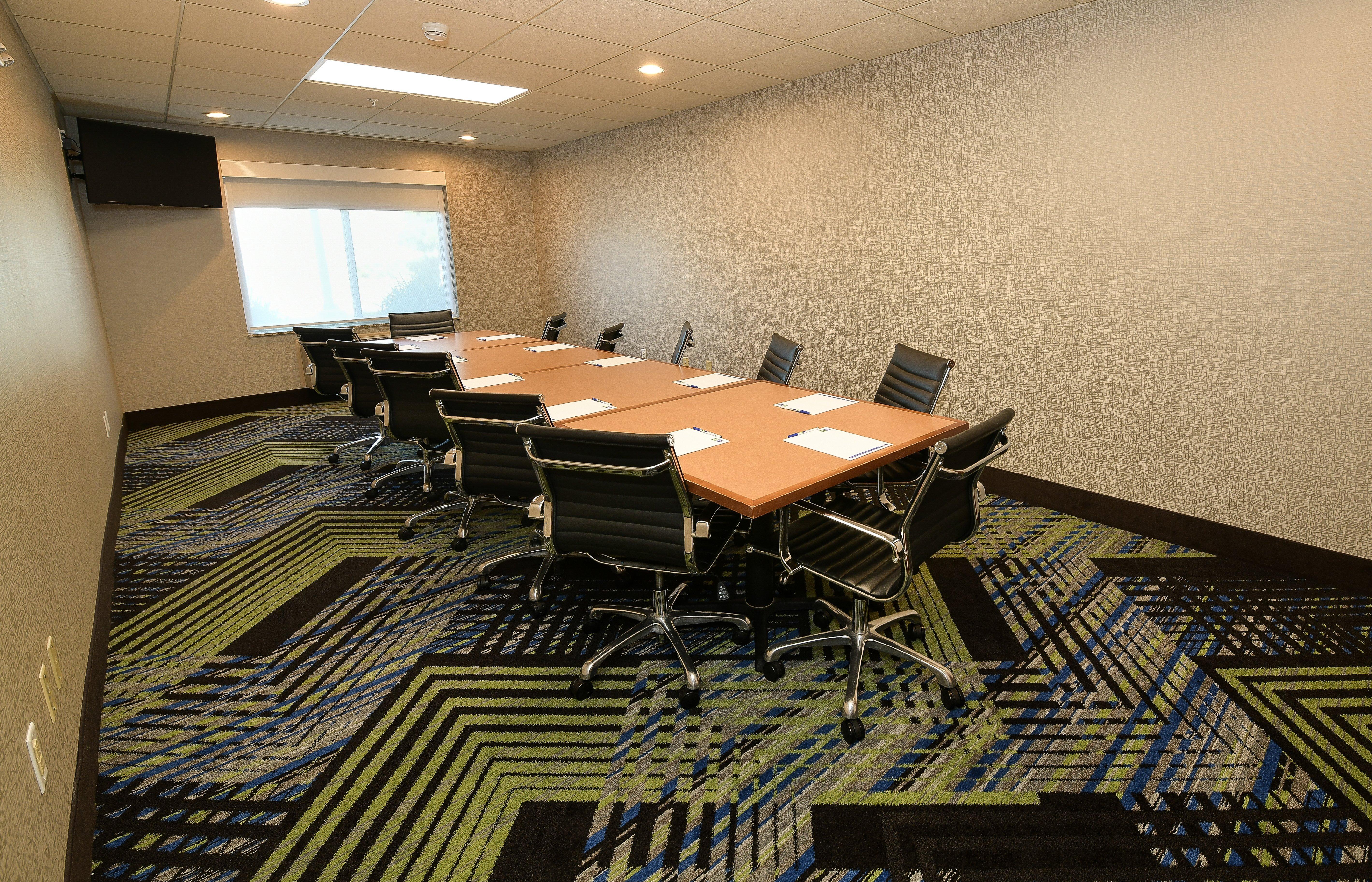 Holiday Inn Express Hotel & Suites Grand Forks By Ihg Zewnętrze zdjęcie