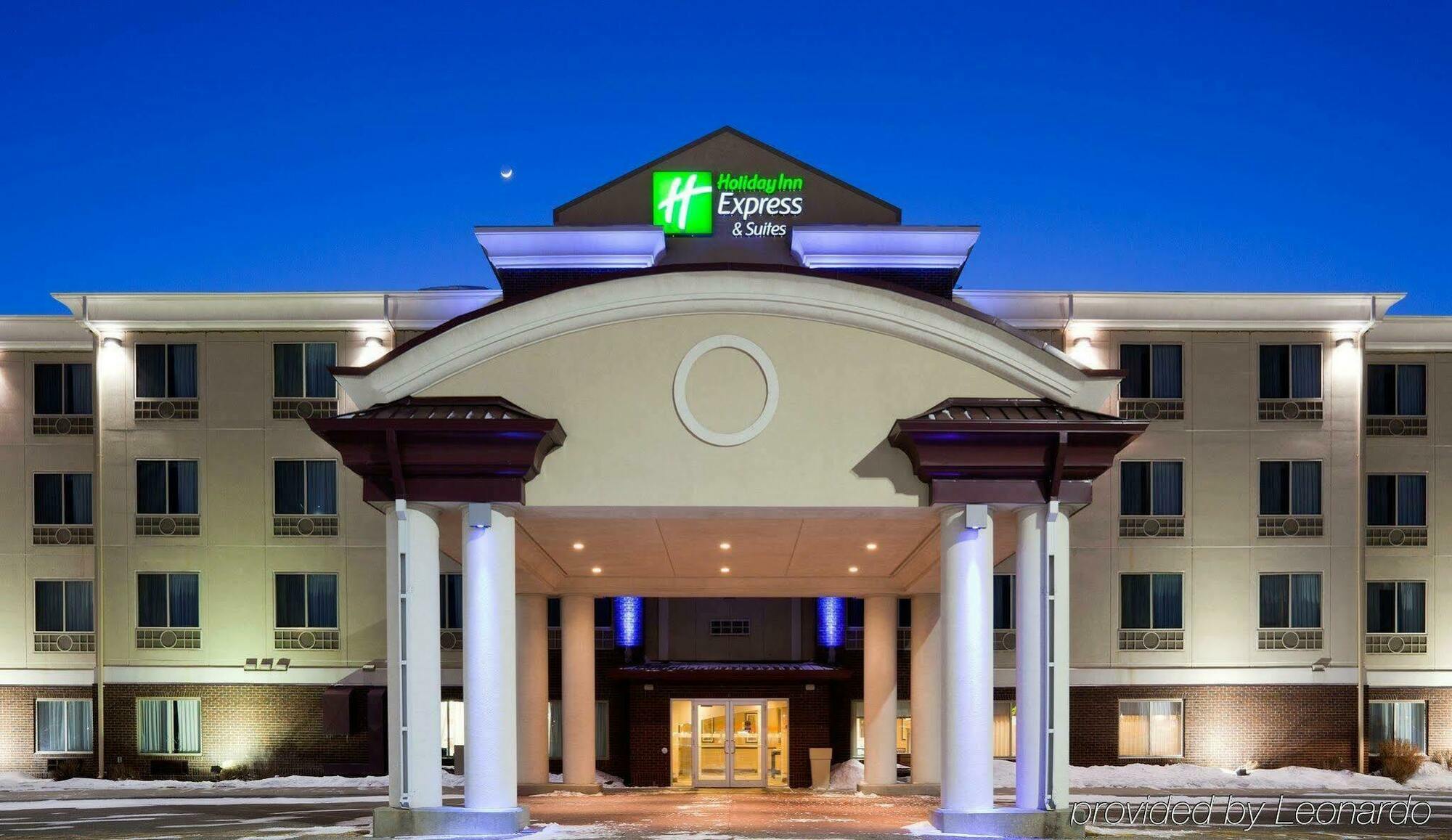 Holiday Inn Express Hotel & Suites Grand Forks, An Ihg Hotel Zewnętrze zdjęcie